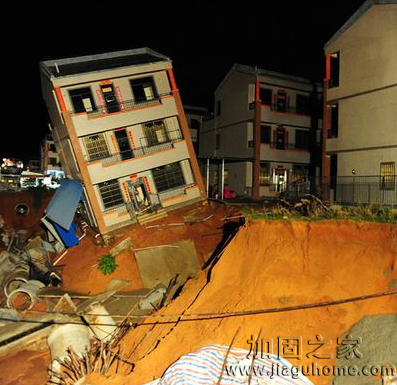 暴雨導致地基下陷房屋垮塌需要做地基加固